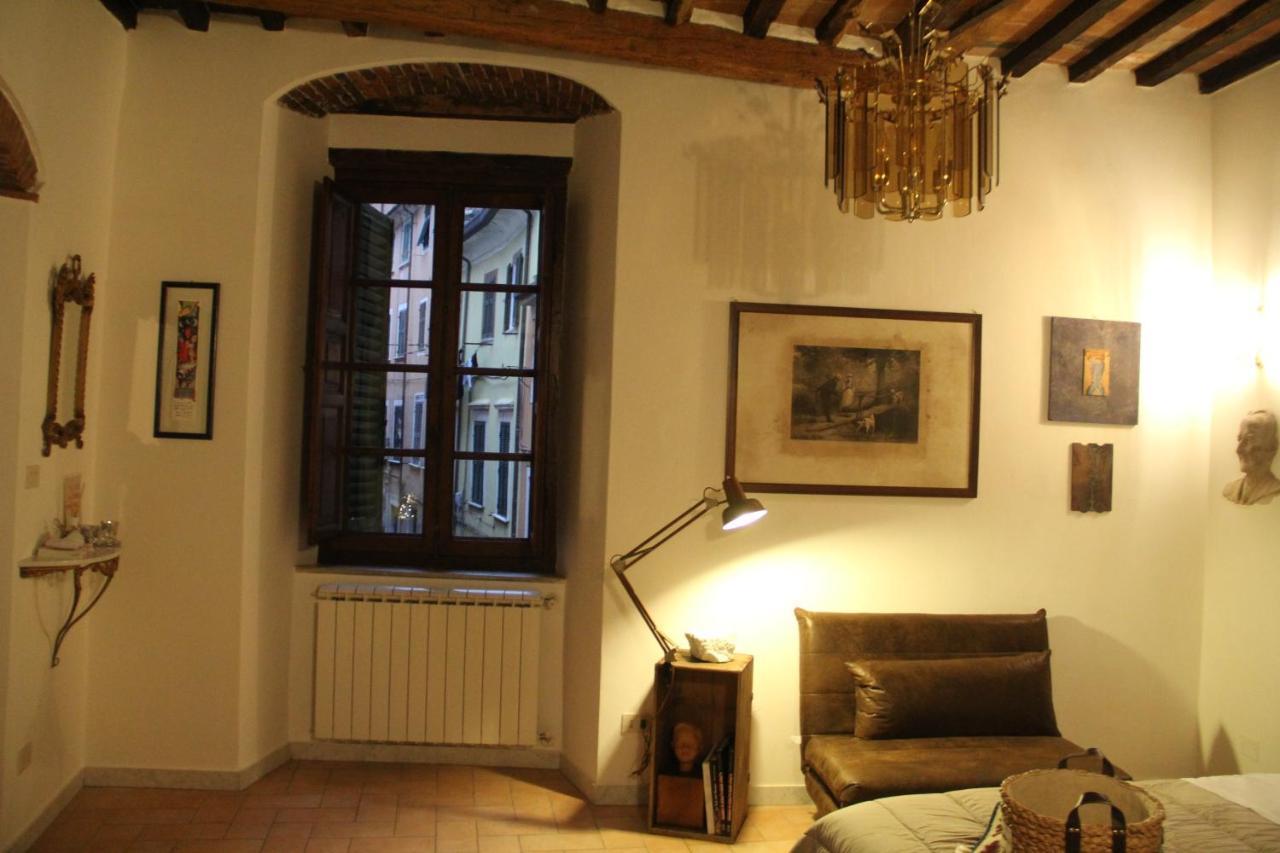 La Porta Sui Monti Di Luna Carrara Kültér fotó